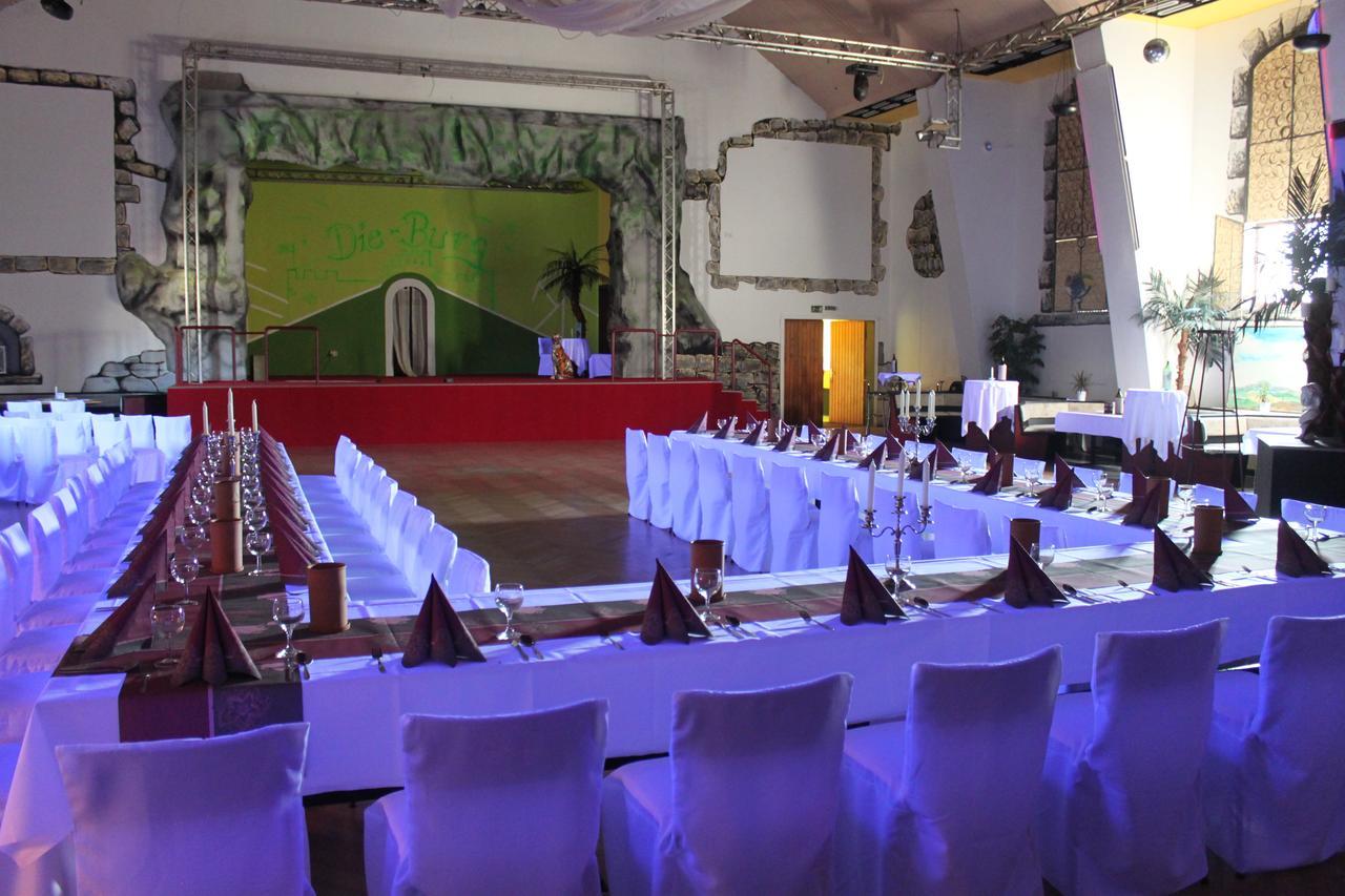 Pension Und Restaurant Die Burg Ehrenfriedersdorf المظهر الخارجي الصورة
